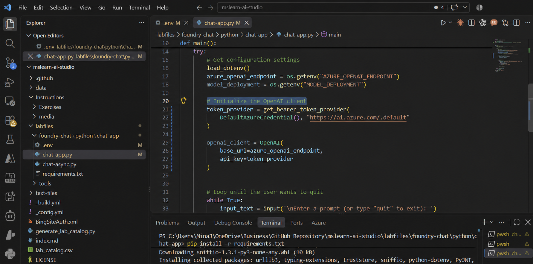 Visual Studio Code의 chat-app.py에서 Azure 자격 증명 토큰 공급자와 OpenAI 클라이언트 초기화